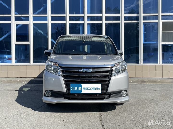 Toyota Voxy 1.8 CVT, 2015, 69 000 км