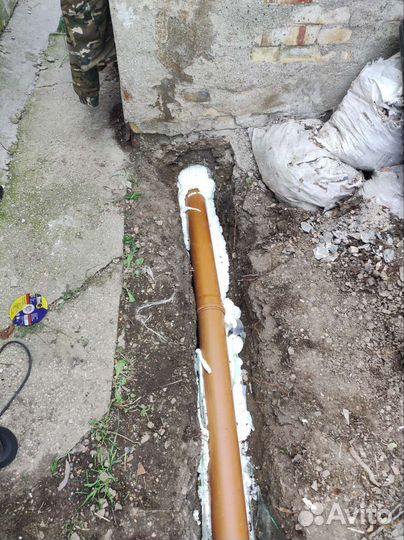 Ручная чистка выгребных ям