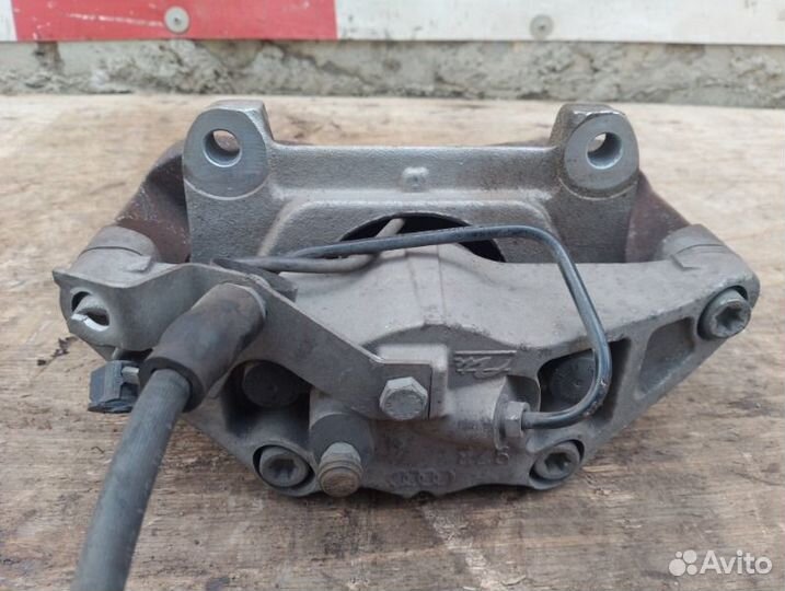 Суппорт передний левый Audi A6 C6 4F A4 B7 A8 4E