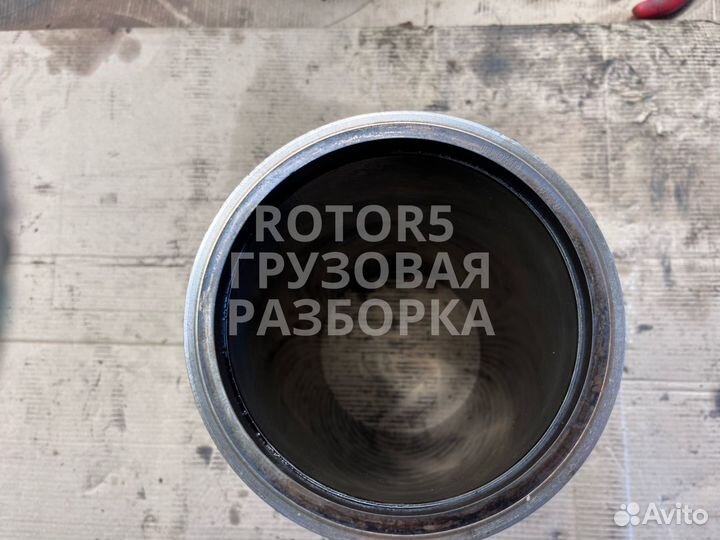 Гильза цилиндра MAN TGX 2019 0490
