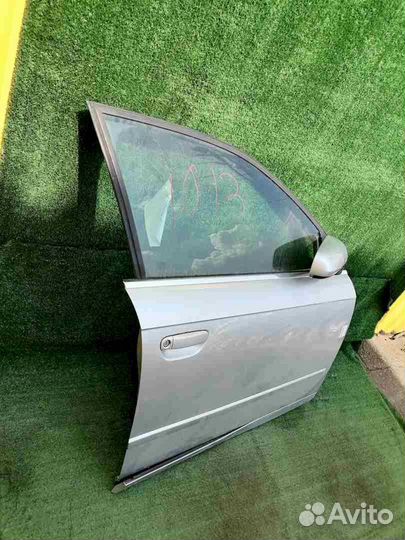 Дверь передняя правая Audi A4 B7 8ED 8K2
