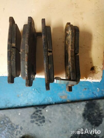 Задние тормозные колодки Хундай Туксон,Соната