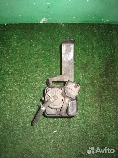 Адсорбер (фильтр угольный) Toyota RAV4 A2 2003