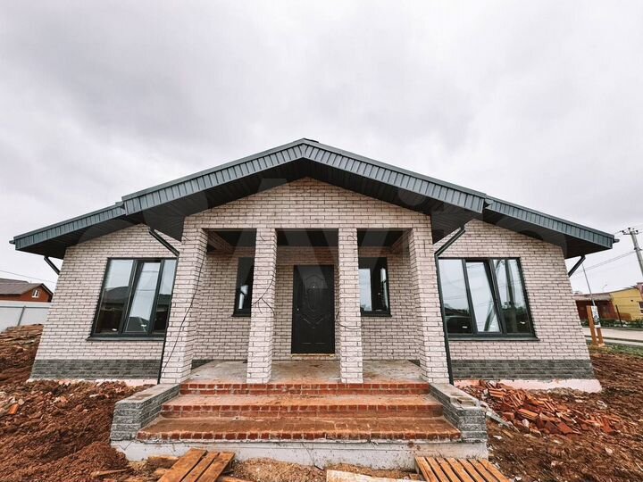 Коттедж 140 м² на участке 10,2 сот.