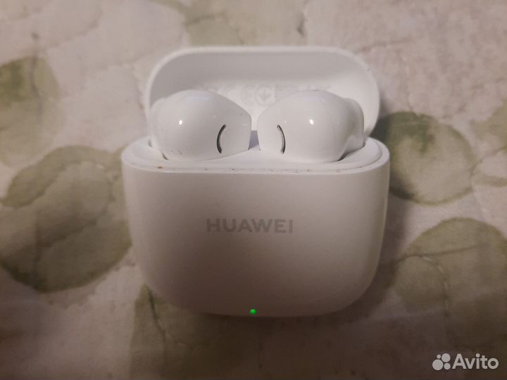 Беспроводные наушники huawei