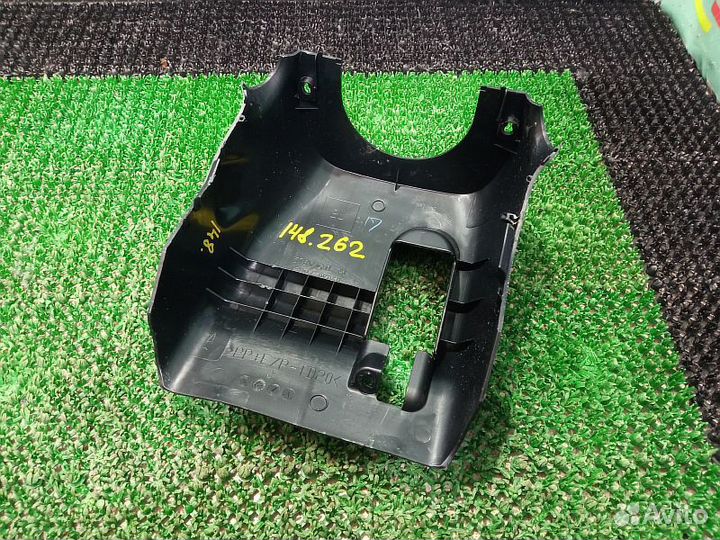 Заглушка крепления сиденья задняя левая Toyota Lan