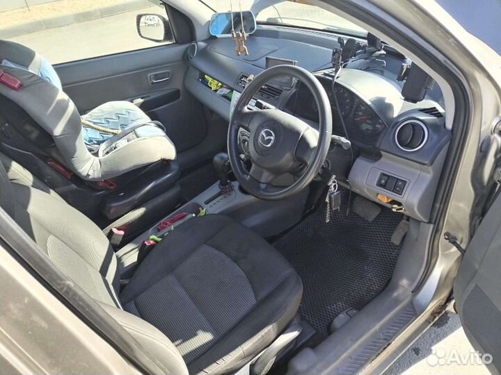 Mazda Demio 1.3 AT, 2006, 224 434 км