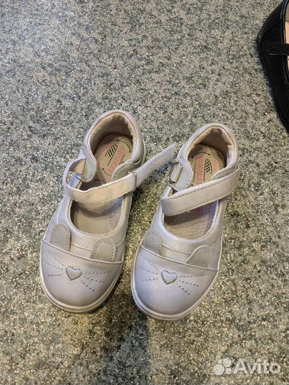 Туфли для девочки 27 размер