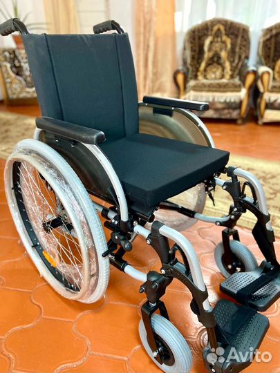 Коляска инвалидная