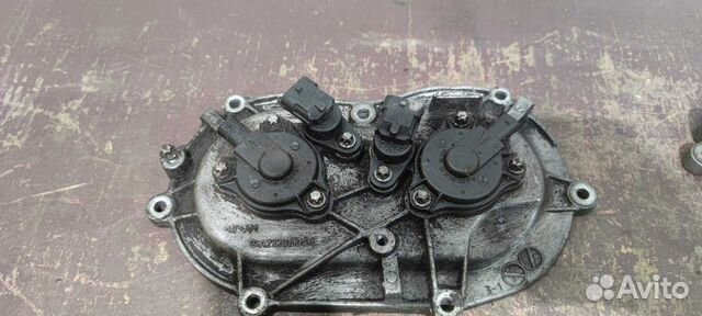 Крышка двигателя передняя правая Mercedes-Benz