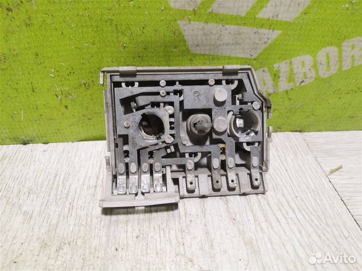 Плата заднего фонаря Ауди 80 90 Б3