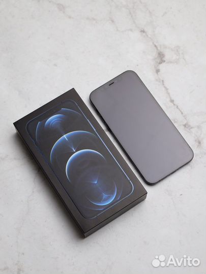 Телефон iPhone 12 pro 256