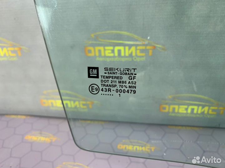 Стекло двери заднее правое Opel Corsa C