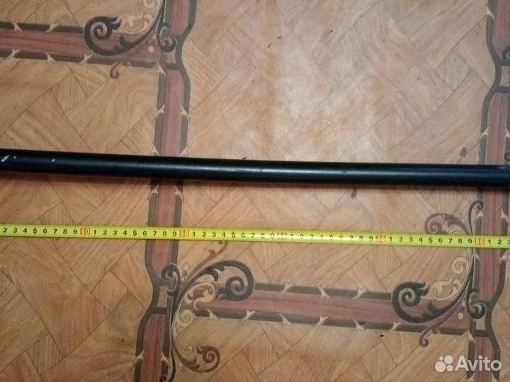 Костыль с подлокотником