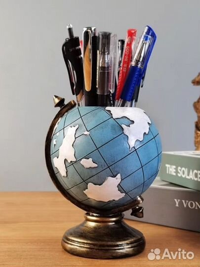 Подставка под канцелярские товары (глобус )