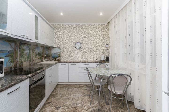 2-к. квартира, 56,3 м², 4/16 эт.