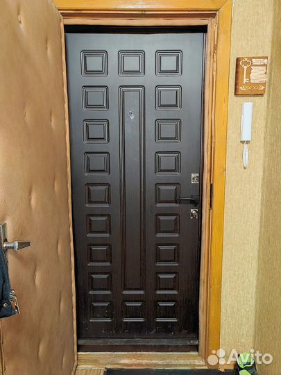 Входная дверь