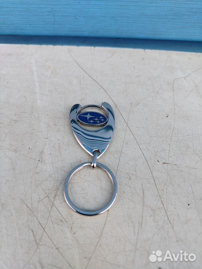 Брелок А/М С логотипом subaru В коробке