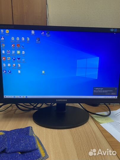 Монитор samsung
