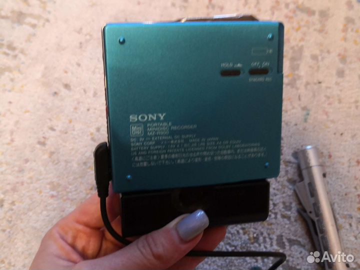 Плеер Sony walkman MZ-R900