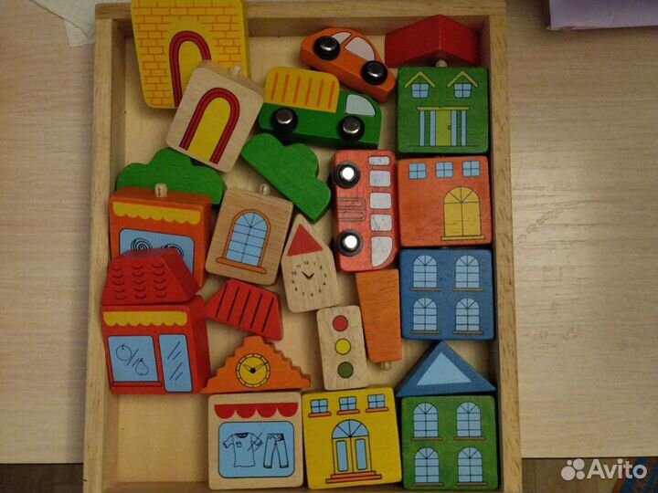 Деревянный город-конструктор с транспортом