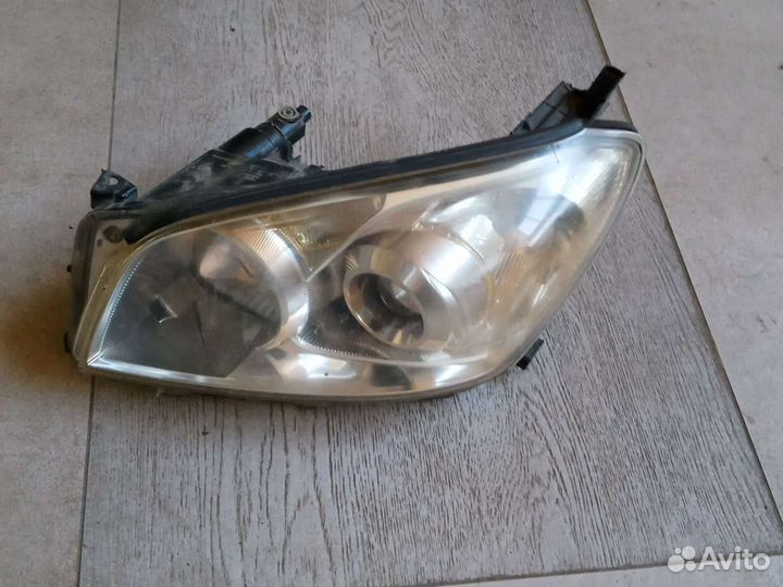 Фара левая toyota rav 4 30