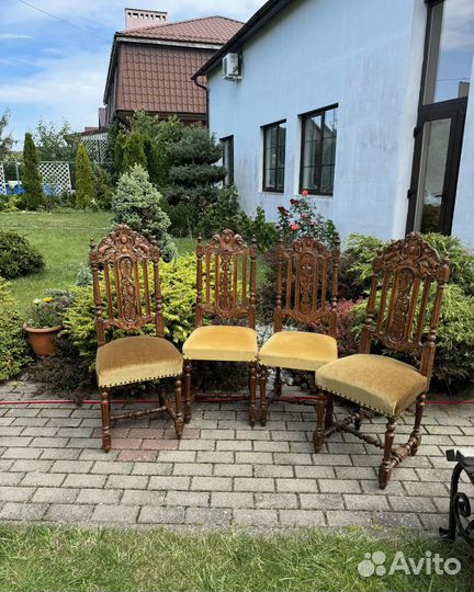 Антикварные стулья