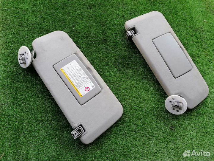 Козырек левый на Chevrolet Orlando 2011-2015