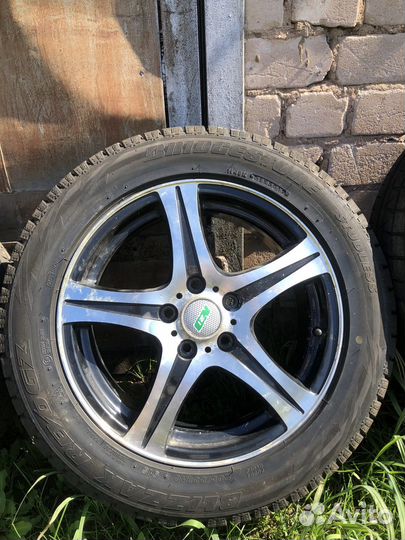 Bridgestone Blizzak Revo GZ 205/55 R16