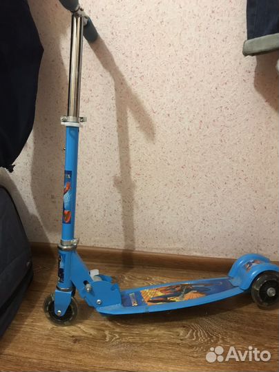 Детский самокат