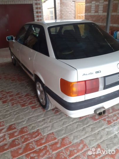 Audi 80 1.6 МТ, 1989, 350 000 км