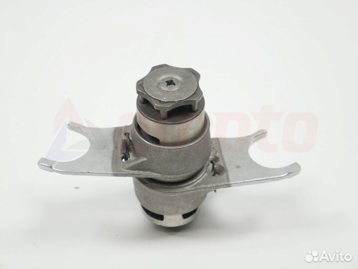 Вал переключения передач (червячный, с вилками) 13