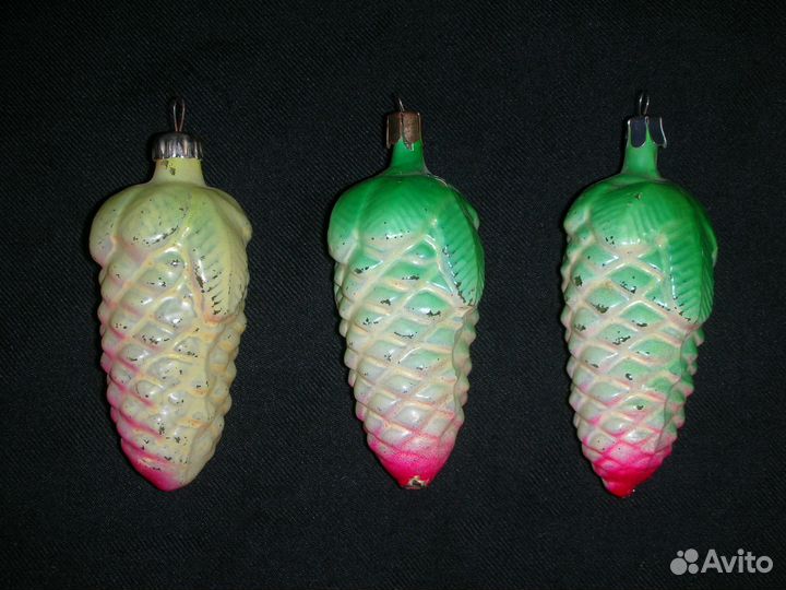 Елочные игрушки шишки, (3 шт), СССР