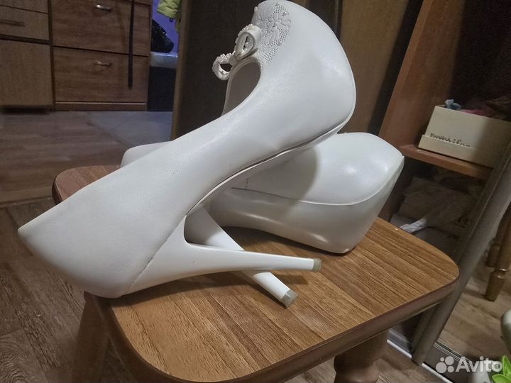 Туфли женские 38 размер свадебные