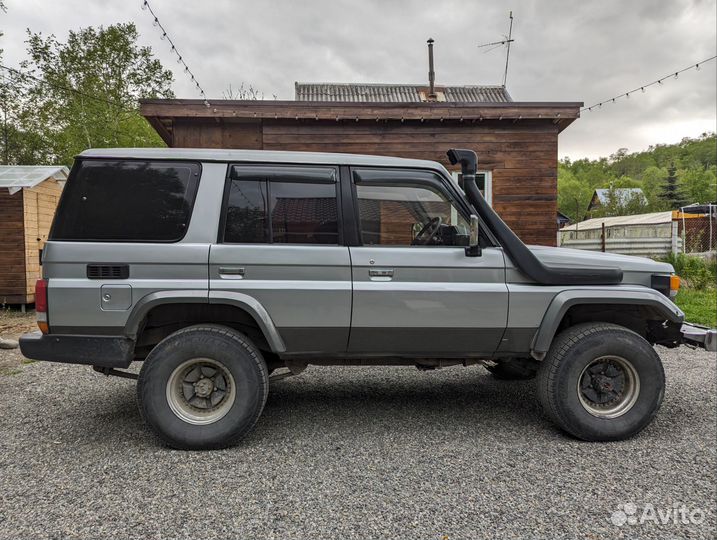 Toyota Land Cruiser 4.2 AT, 1990, 281 000 км