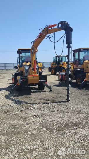 Экскаватор-погрузчик XCMG WZ30-25, 2023