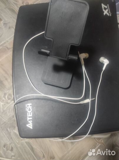 Наушники и держатель для смартфона новый