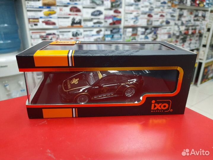 Porsche Old and New 997 John Player Special #23