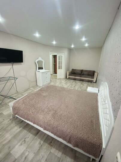 2-к. квартира, 65 м², 1/5 эт.