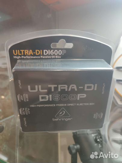 Директ-бокс Behringer DI600P