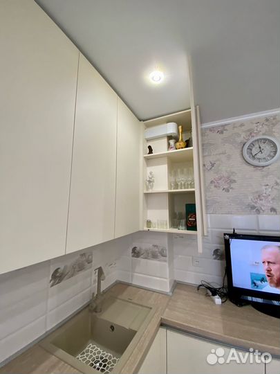 Прямая кухня на заказ. Фабрика в Омске