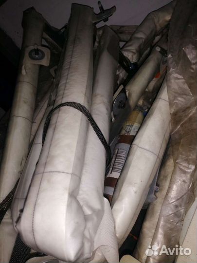 Шторка безопасности на Volvo S 80