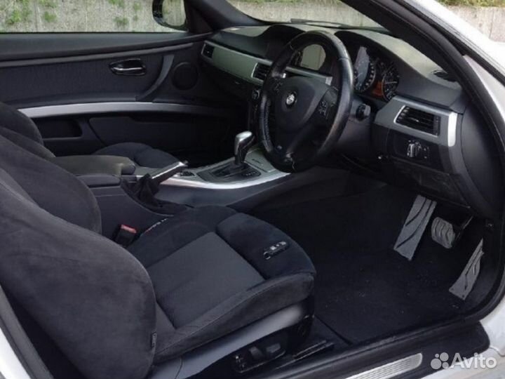 В разборе BMW 320i (E92) 20011г. 