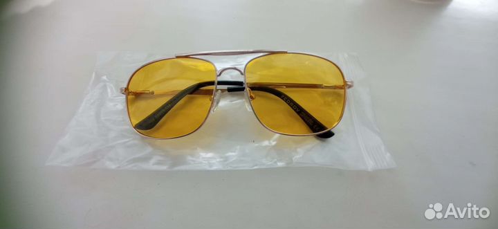 Солнечные очки мужские