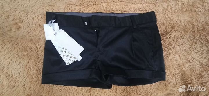 Кожаные шорты