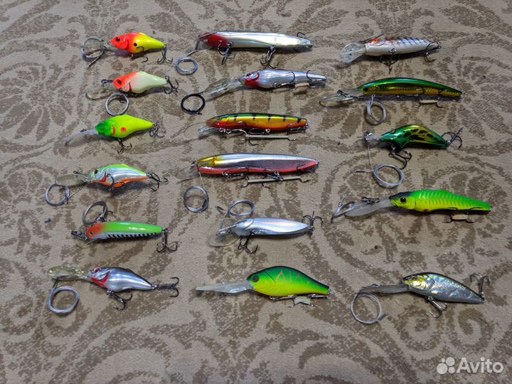 Продам 20 воблеров