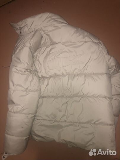 Пуховик lacoste белый