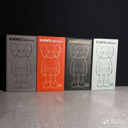 Фигурки kaws