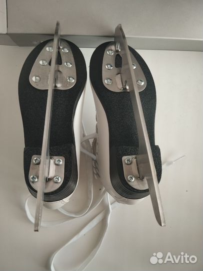 Коньки фигурные детские 28 размер