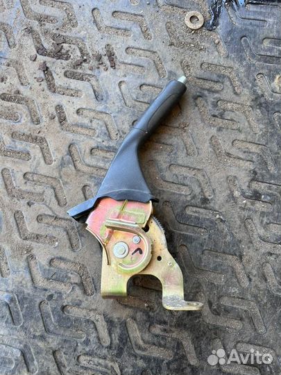 Ручник Geely Emgrand Ec7 EC7